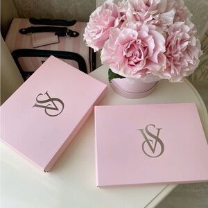 VICTORIA SECRET~ PINK UNLISTED 🩷
